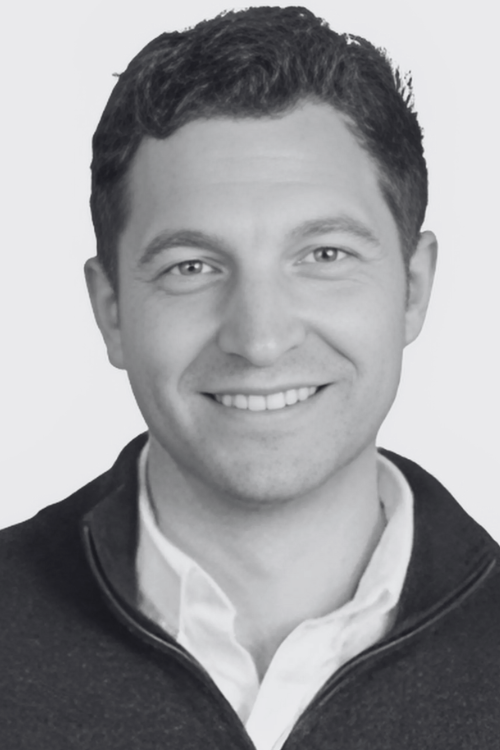 Chris Oliver headshot